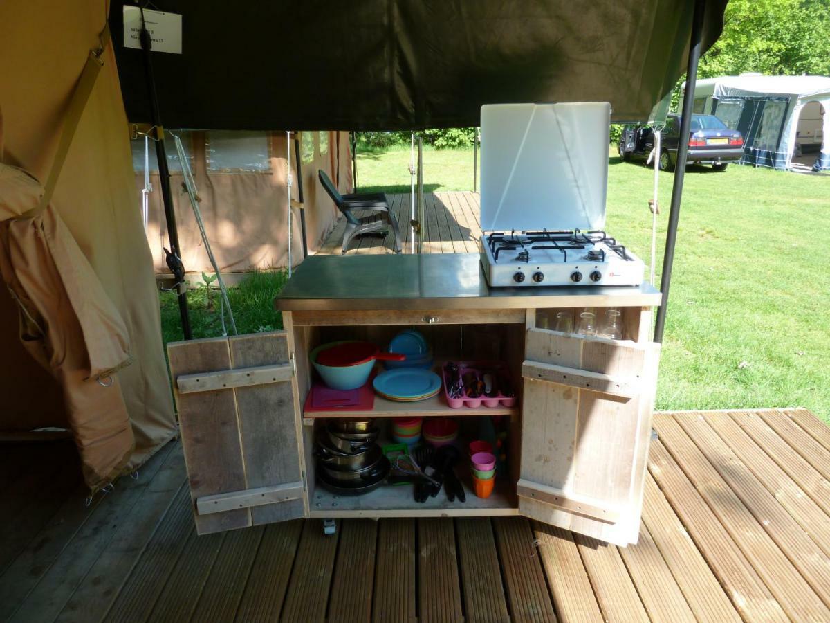 Hotel Safari Tent At Camping Le Roptai Rochefort Zewnętrze zdjęcie